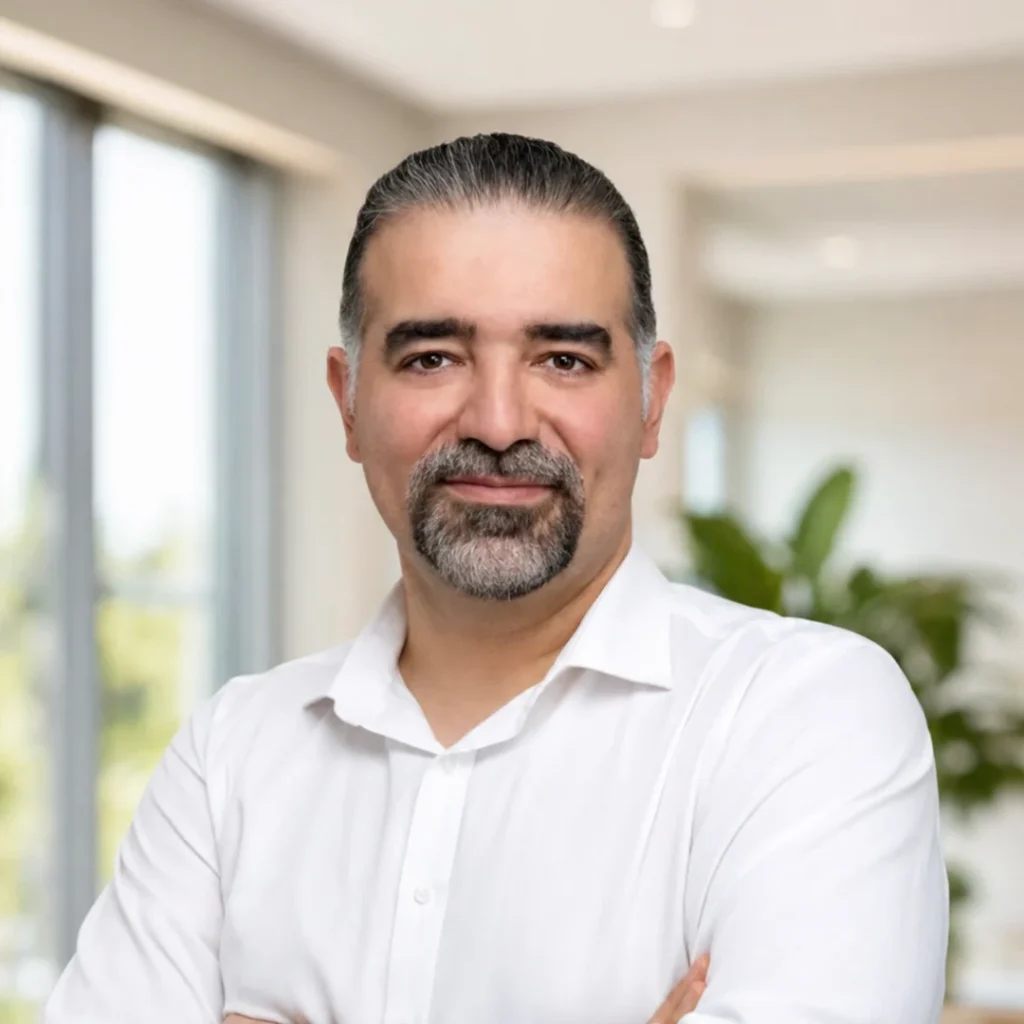 Dr Babak Khanzadi